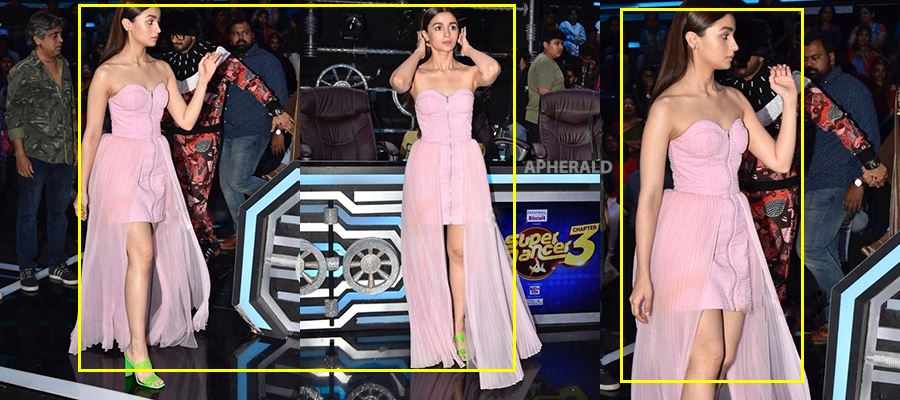 
<a class='inner-topic-link' href='/search/topic?searchType=search&searchTerm=ALIA BHATT' target='_blank' title='click here to read more about ALIA BHATT'>alia bhatt</a> will mesmerize you in her contemporary avatar during Kalank promotions - Photos Inside
