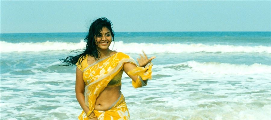 VeryHD Photos of Anjali which shows her 'Oomph' factor - Check all Photos below!