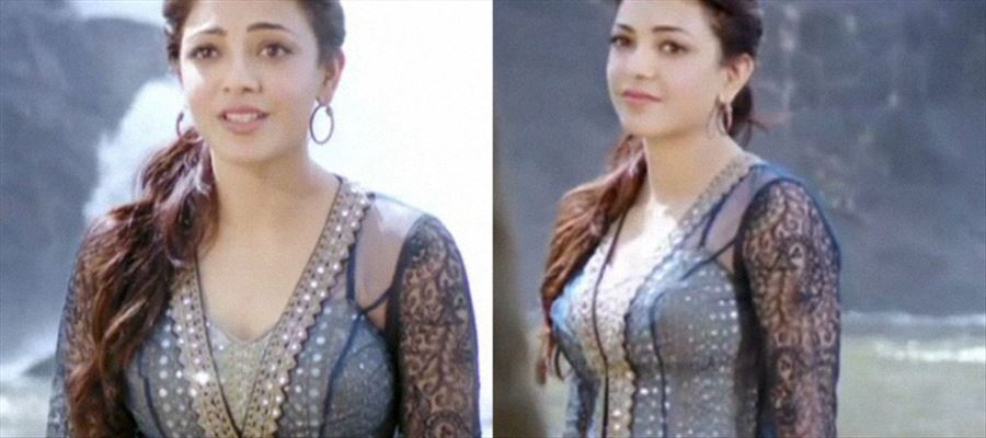 
<a class='inner-topic-link' href='/search/topic?searchType=search&searchTerm=KAJAL AGGARWAL' target='_blank' title='click here to read more about KAJAL AGGARWAL'>kajal aggarwal </a>EXPOSED IN SAREE due to WRONG CAMERA ANGLES - 10 HOT PHOTOS PROOF INSIDE

