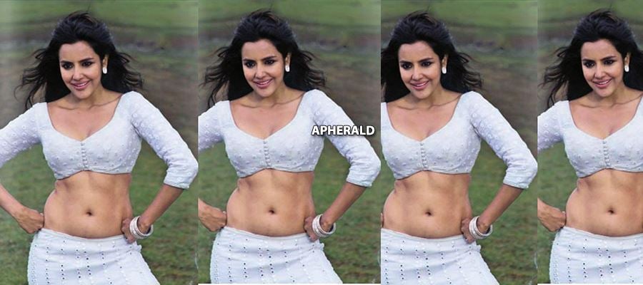 <a class='inner-topic-link' href='/search/topic?searchType=search&searchTerm=PRIYA' target='_blank' title='click here to read more about PRIYA'>priya</a> Anand back on track