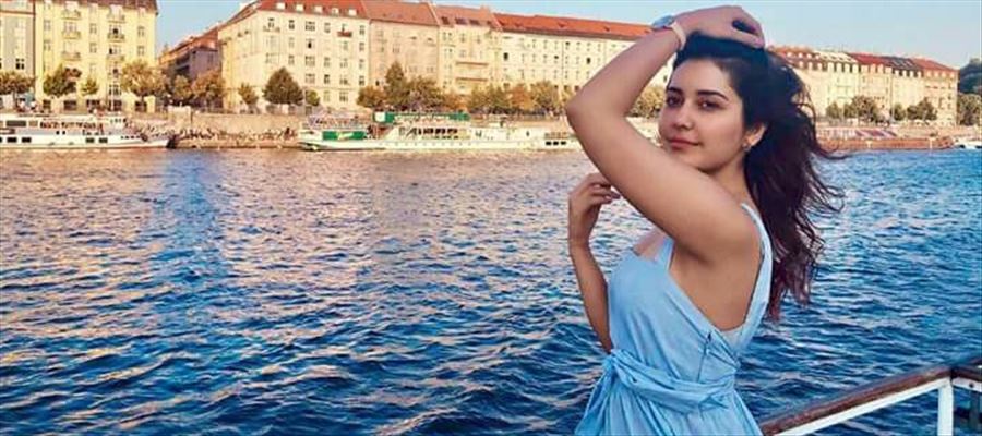 Image result for <a class='inner-topic-link' href='/search/topic?searchType=search&searchTerm=RAASHI KHANNA' target='_blank' title='raashi khanna -Latest Updates, Photos, Videos are a click away, CLICK NOW'>raashi khanna </a>apherald